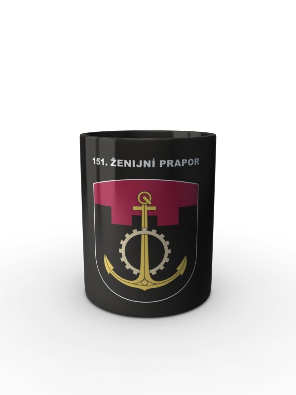 Čern&yacute; hrnek 151. ženijn&iacute; prapor