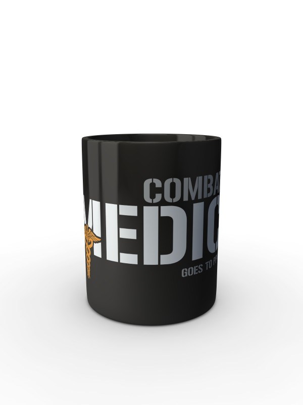 Černý hrnek Combat Medic - GOES TO PPVB