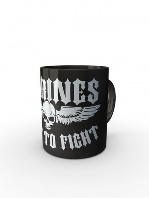 Černý hrnek MARINES First to Fight