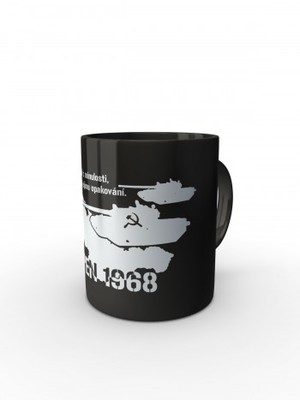 Čern&yacute; hrnek SRPEN 1968