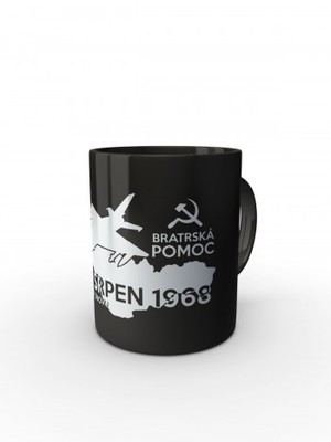 Černý hrnek SRPEN 1968 - bratrská pomoc