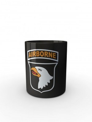 Černý hrnek U.S. ARMY 101st Airborne Division