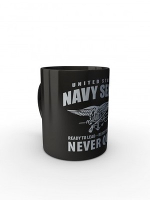 Černý hrnek United States NAVY SEALS Never Quit