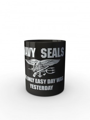 Černý hrnek United States NAVY SEALS The Only Easy Day Was Yesterday