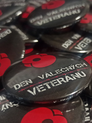 Odznak DEN VÁLEČNÝCH VETERÁNŮ