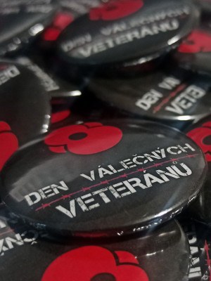 Odznak DEN VÁLEČNÝCH VETERÁNŮ
